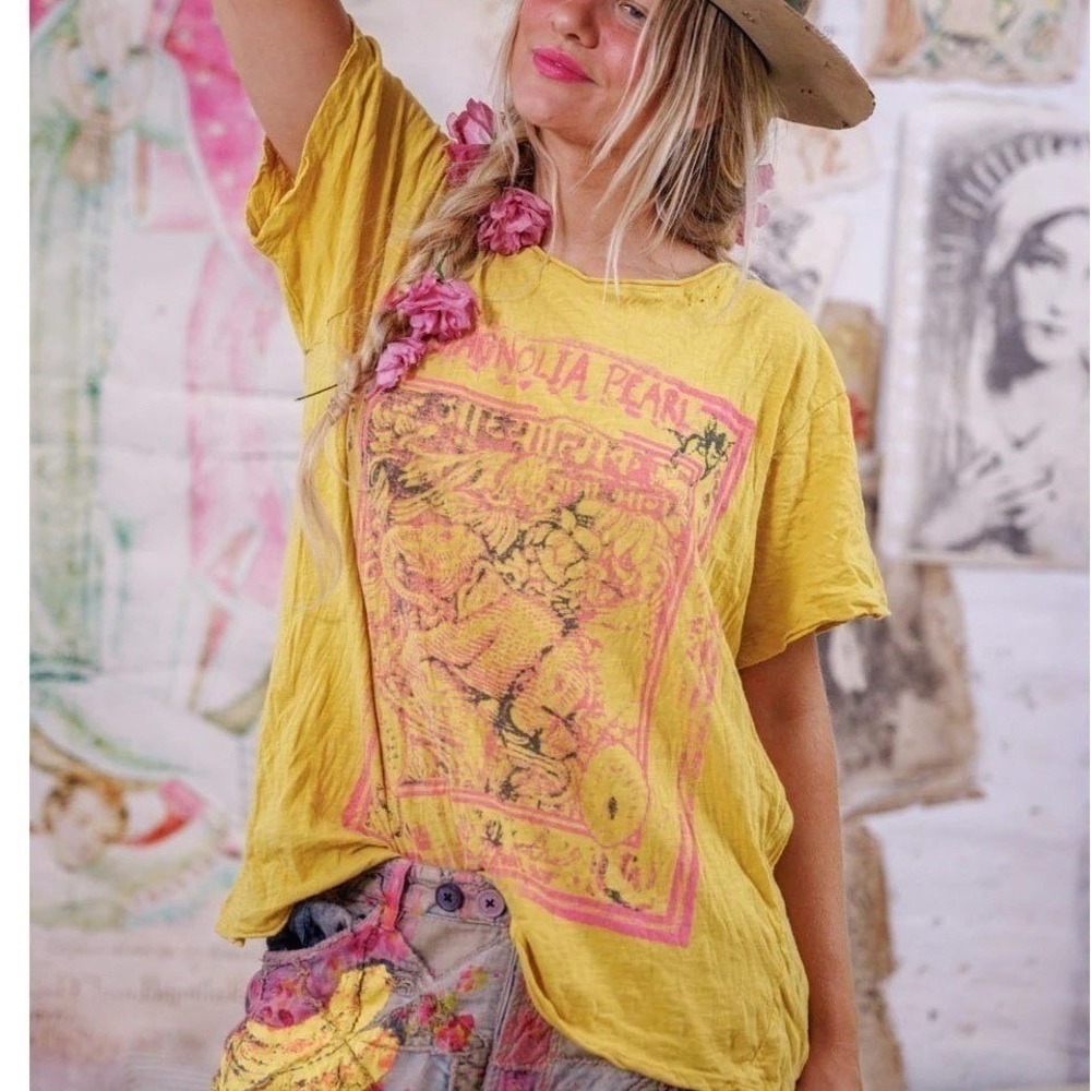 Magnolia Pearl Spiritual Walk Yellow Tee Shirt Pink Indian Postmark Elephant NWT